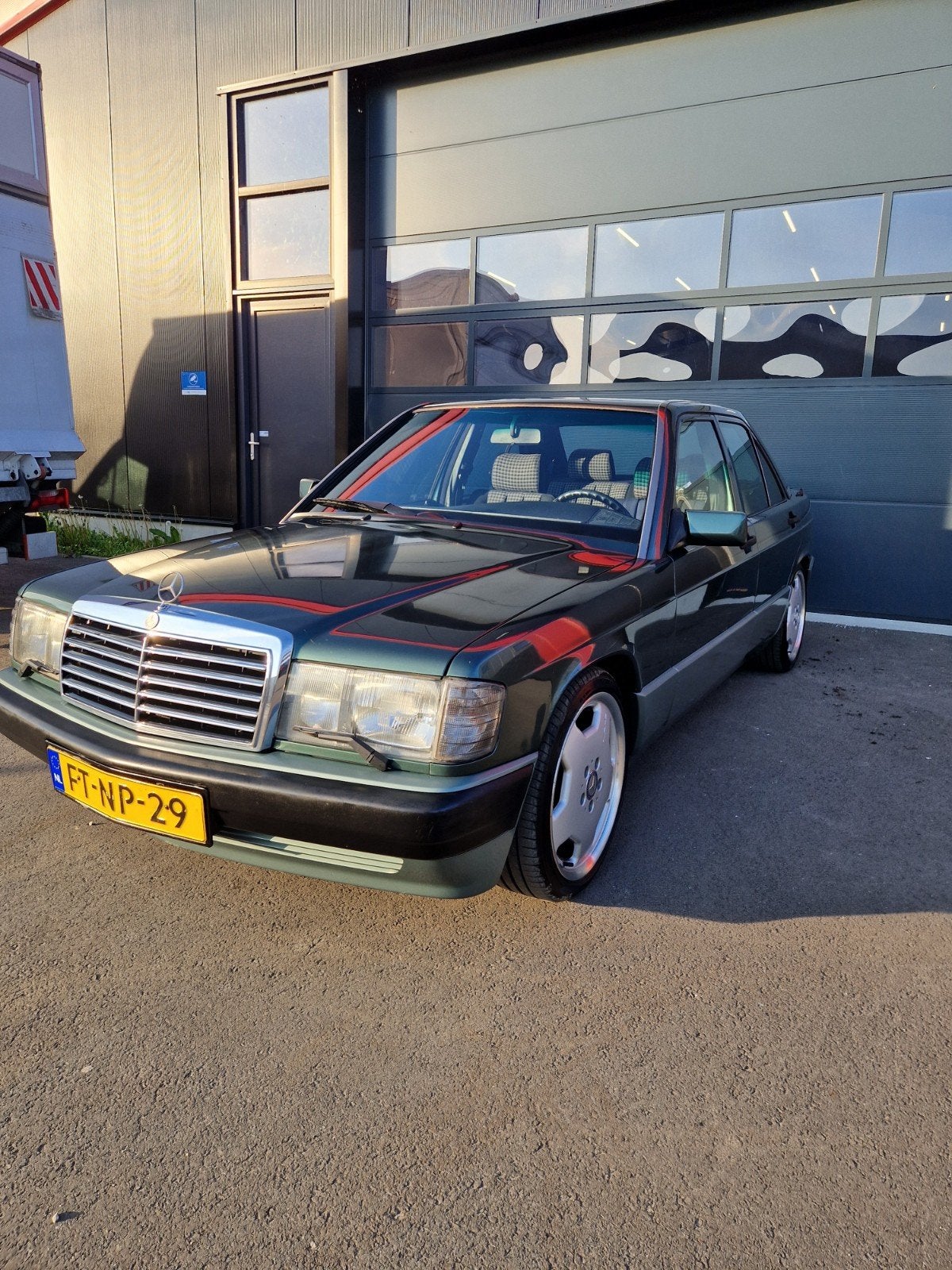 Mercedes-Benz 190-Serie 2.0 E AUT U9 1992 Groen, Auto's, Automaat, Achterwielaandrijving, 4 cilinders, 1210 kg