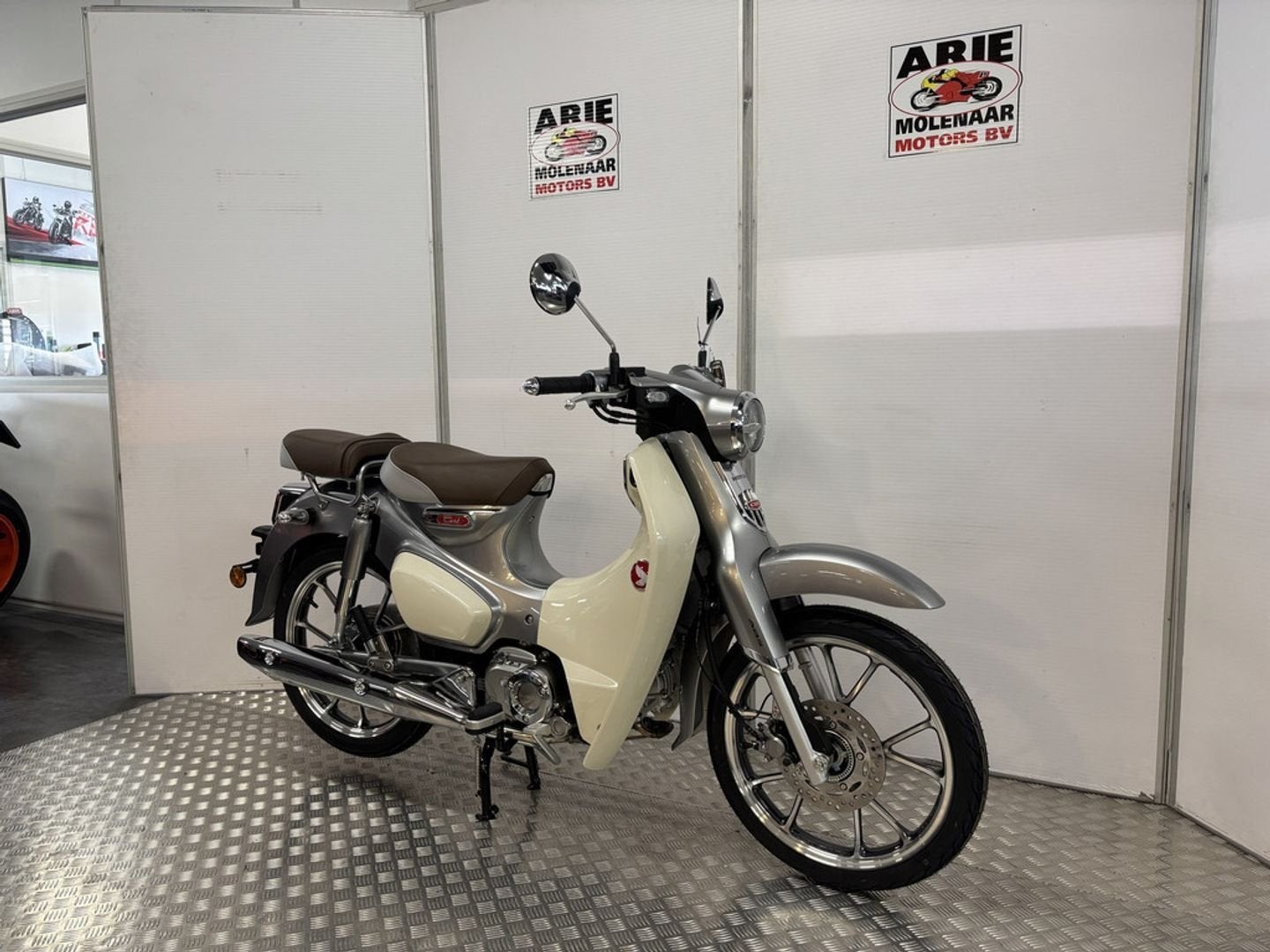 Honda Super Cub C125 (bj 2026), Motoren, Scooter, HONDA, Bedrijf, Onbekend