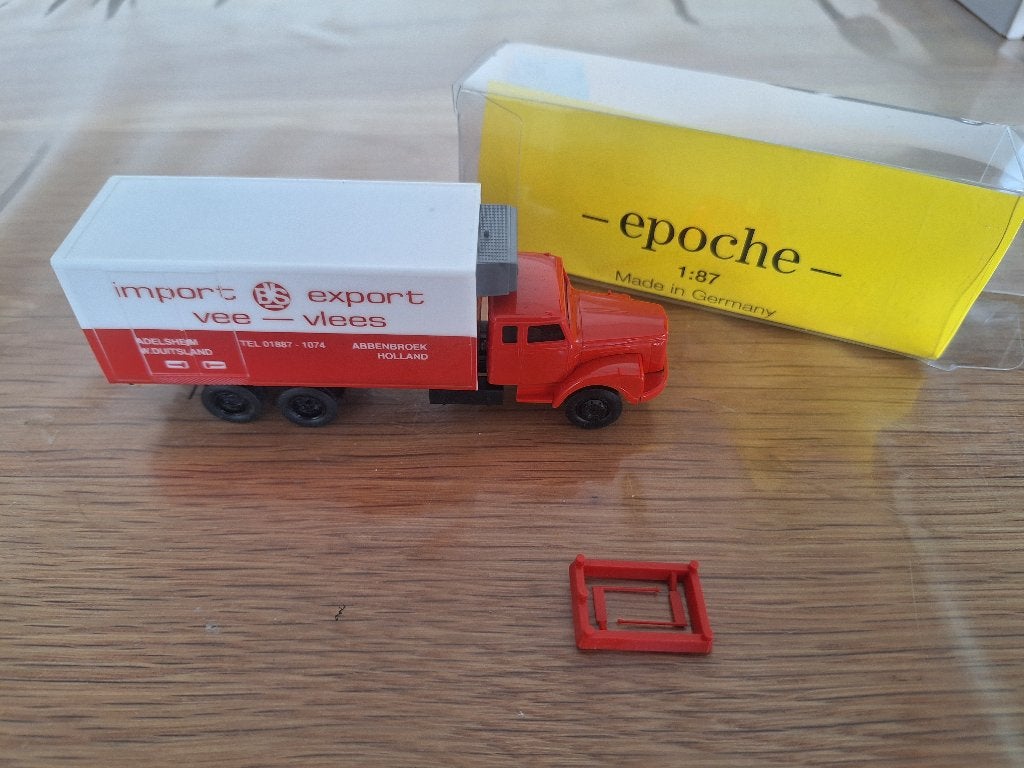 Epoche Scania 110 vleesvervoer Abbenbroek, Ophalen, Zo goed als nieuw, Bus of Vrachtwagen, Overige merken