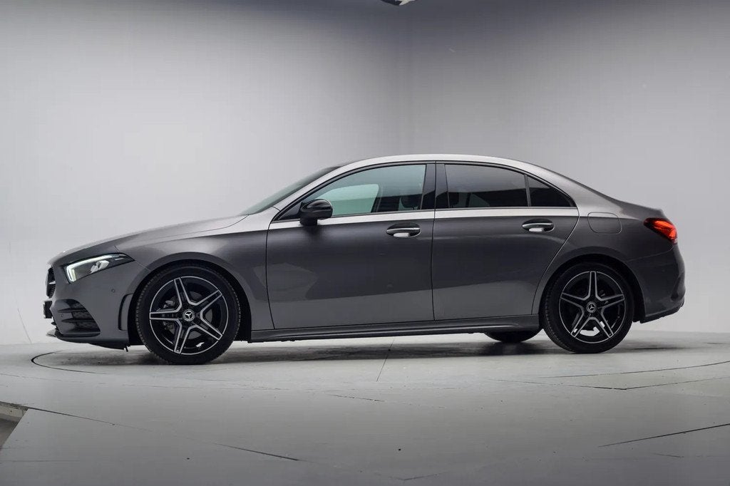 Mercedes-Benz A-Klasse 180 AMG Line Night Pack Aut. [ Sfeerv, Auto's, Automaat, 136 pk, 4 cilinders, Bedrijf