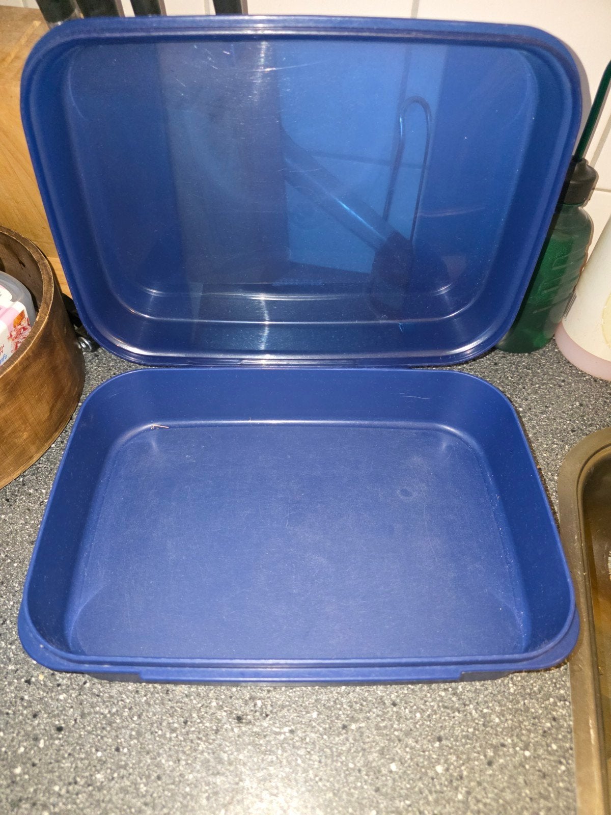 Tupperware Broodtrommel Blauw - Handige Bewaardoos, Ophalen of Verzenden, Gebruikt, Blauw