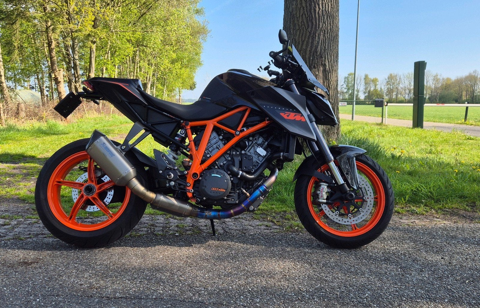 KTM Superduke 1290 2014 gen 1 Akrapovic, Occasion, Motorrijbewijs A, Particulier, Meer dan 35 kW
