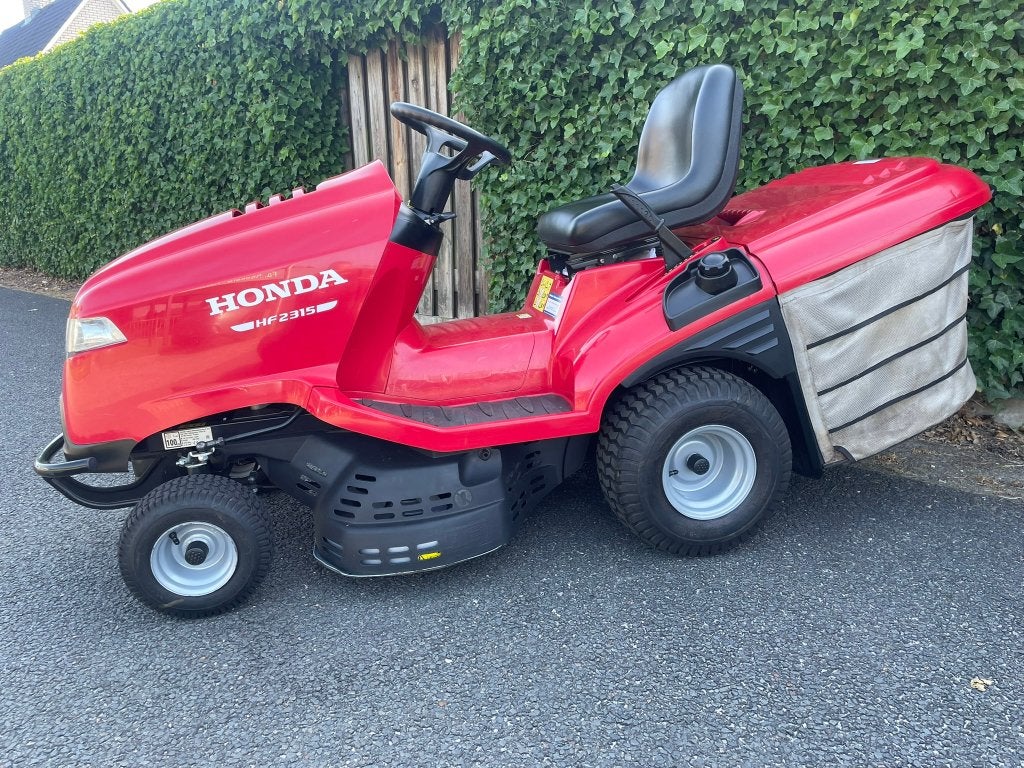 Gebruikt Honda HF 2315 HM zitmaaier 2-cil 15 pk, Tuin en Terras, Ophalen, Honda, Gebruikt, Honda