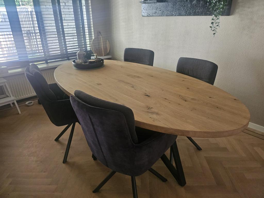 Massieve eikenhouten eettafel ovaal inc stoelen!, Ophalen, Eikenhout, 200 cm of meer, 50 tot 100 cm