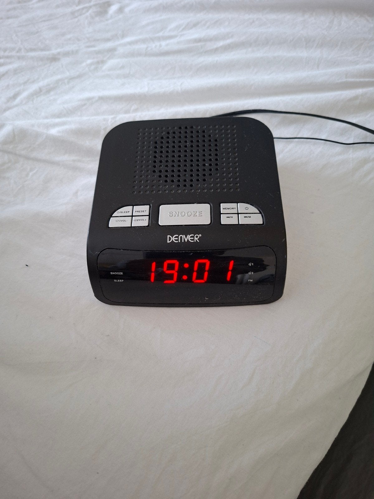 Denver CR-419 Wekker Radio - Digitale Klokradio, Witgoed en Apparatuur, Wekkers, Ophalen of Verzenden