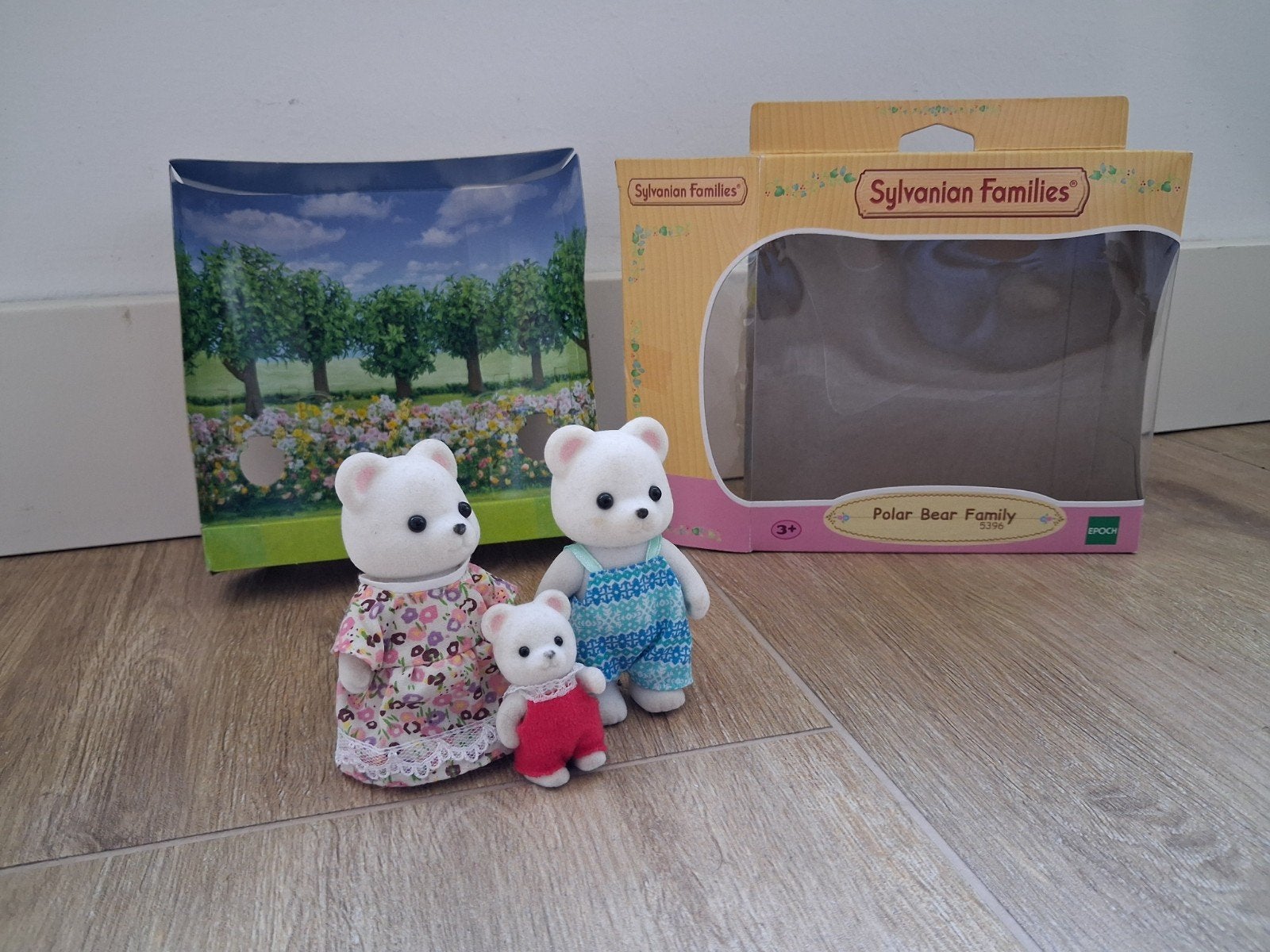 Sylvanian Families Polar bear family, Ophalen of Verzenden, Zo goed als nieuw, Poppenhuis