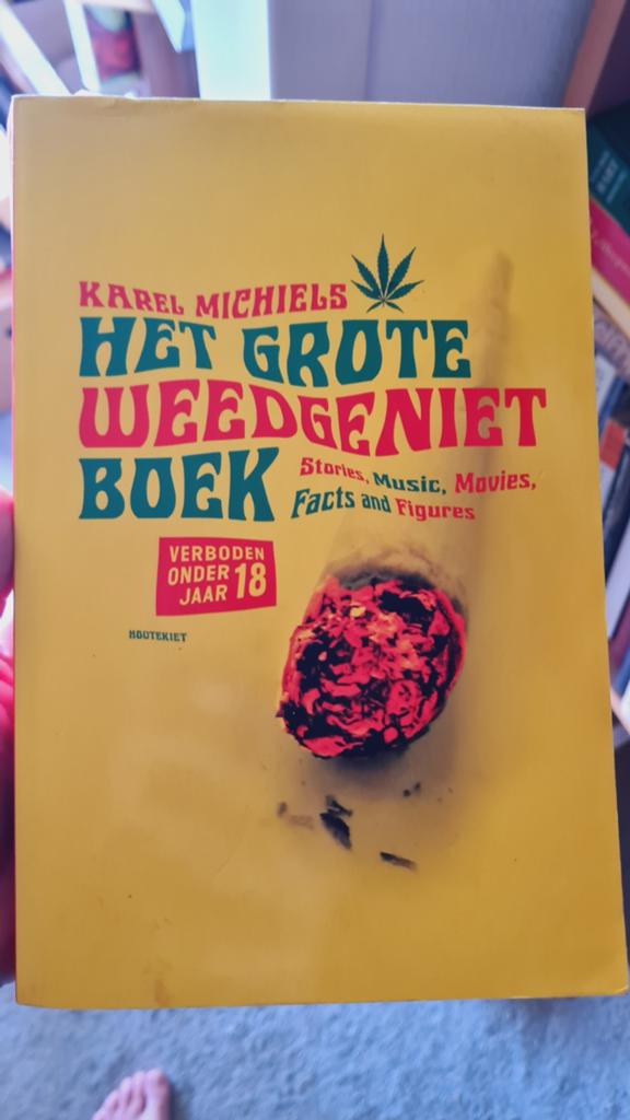 Het Grote Weedgeniet Boek - Karel Michiels, Ophalen of Verzenden, Gelezen, Karel Michiels, Nederland