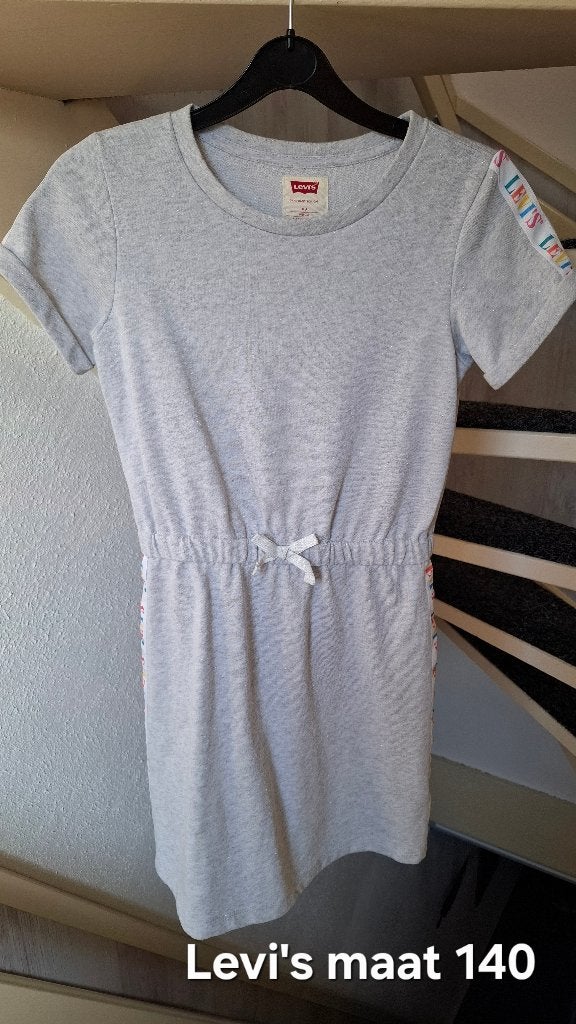 Levi's Jurk maat 140/146 in mooie staat!, Meisje, Ophalen of Verzenden, Zo goed als nieuw, Jurk of Rok