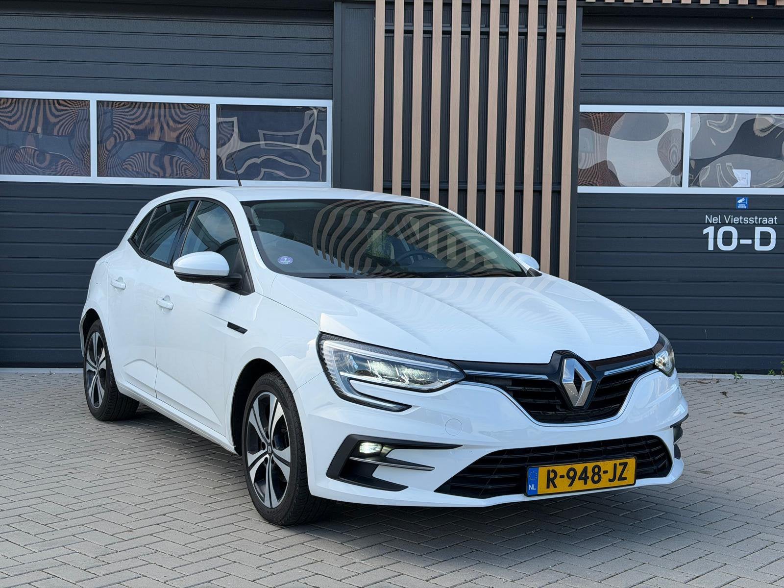 Renault Renault Mégane 1.3 TCe 115PK / LED / CAMERA / NAVI, Auto's, Voorwielaandrijving, Dealer onderhouden, Stof, 1206 kg