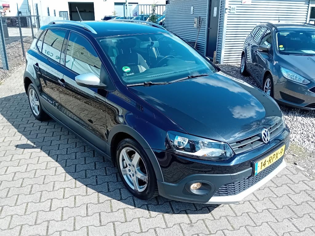 Volkswagen Polo 1.4 16V FSI CROSS POLO 63KW 2011 Zwart AIRCO, Auto's, Voorwielaandrijving, 1027 kg, Stof, 40 €/maand
