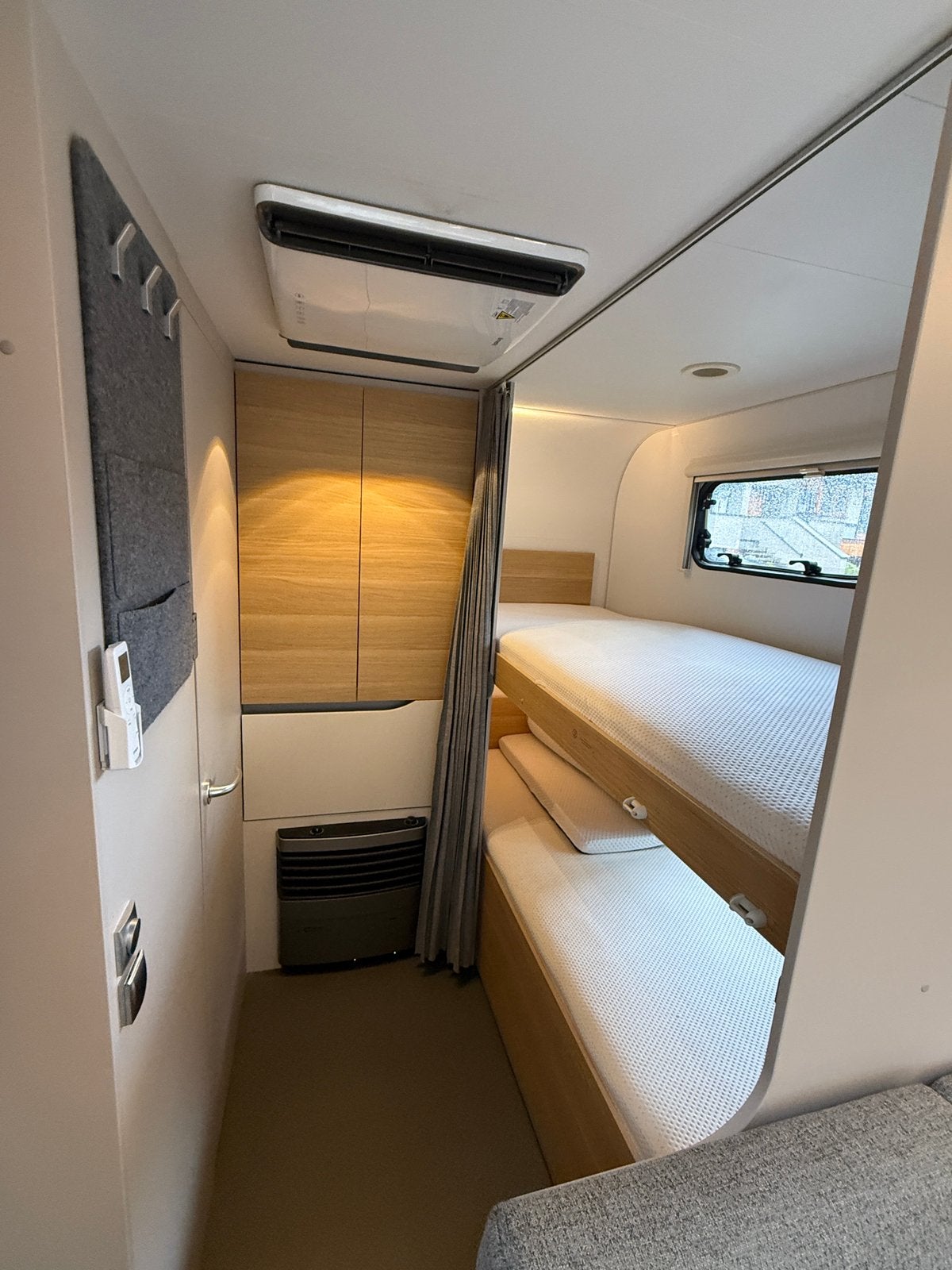 Foto 15 van Adria Adora 573 PT 2022 | airco | mover | stapelbed