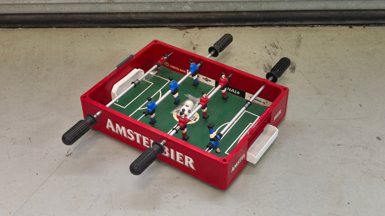 Voetbaltafel voor op een bierkrat, Verzenden, Gebruikt