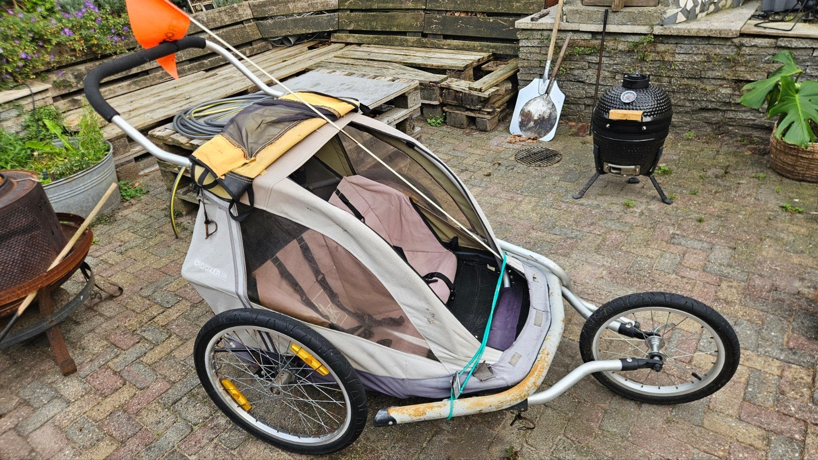 Croozer 535 fietskar, met gebruikerssporen, Ophalen, Gebruikt, Kinderkar