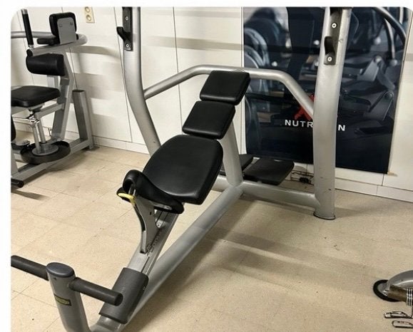 TECHNOGYM PURE STRENGTH BENCH OLYMPIC, Ophalen, Zo goed als nieuw, Borst, Overige typen