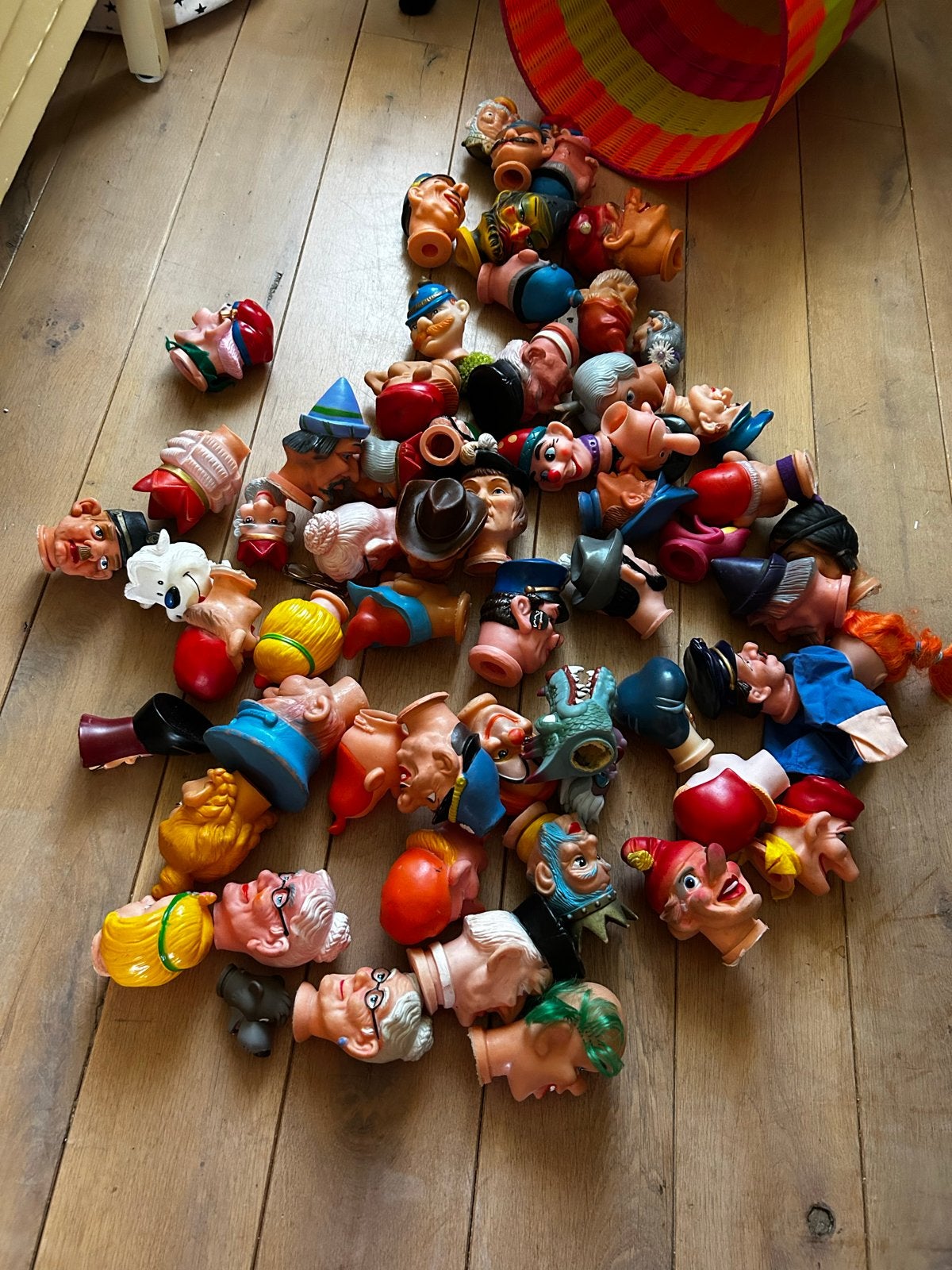 Grote verzameling poppenkast poppen koppen, Kinderen en Baby's, Speelgoed | Poppen, Ophalen of Verzenden, Gebruikt, Overige typen