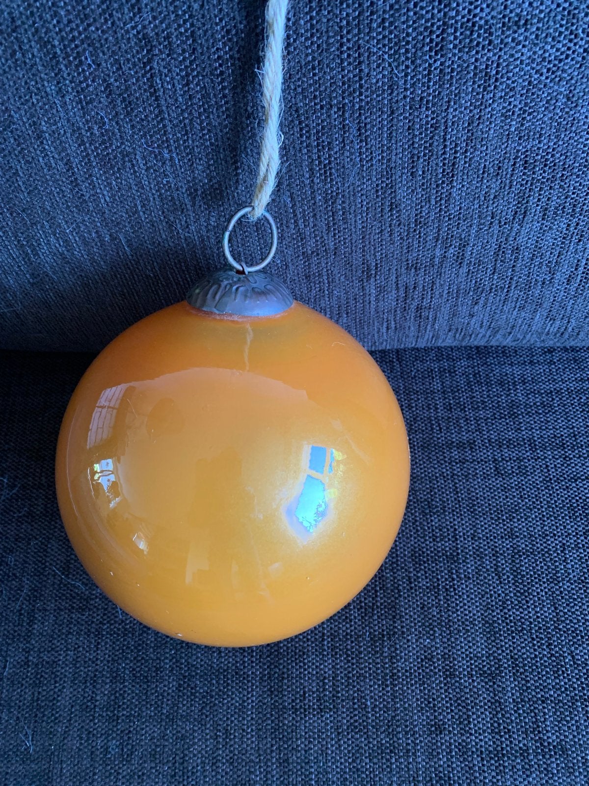 Oude oranje / bruine kerstbal - Heksenbal (omtrek 48 cm), Ophalen of Verzenden