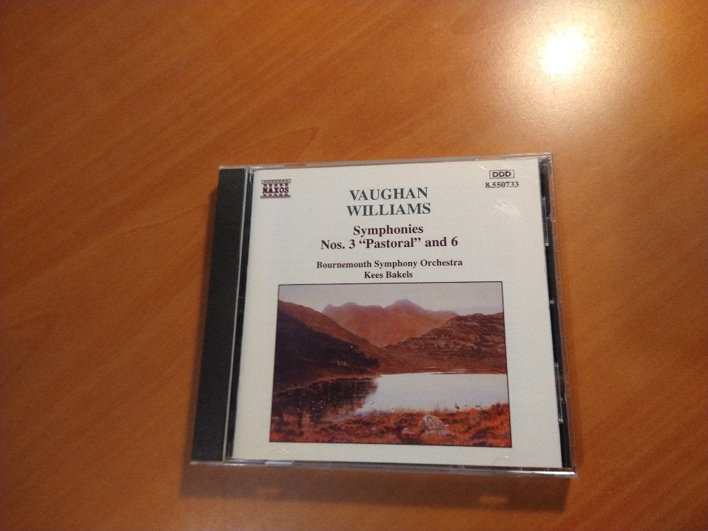 CD Vaughan Williams. Symphonies Nos. 3 "Pastoral" and 6, Ophalen of Verzenden, Classicisme, Zo goed als nieuw, Kamermuziek