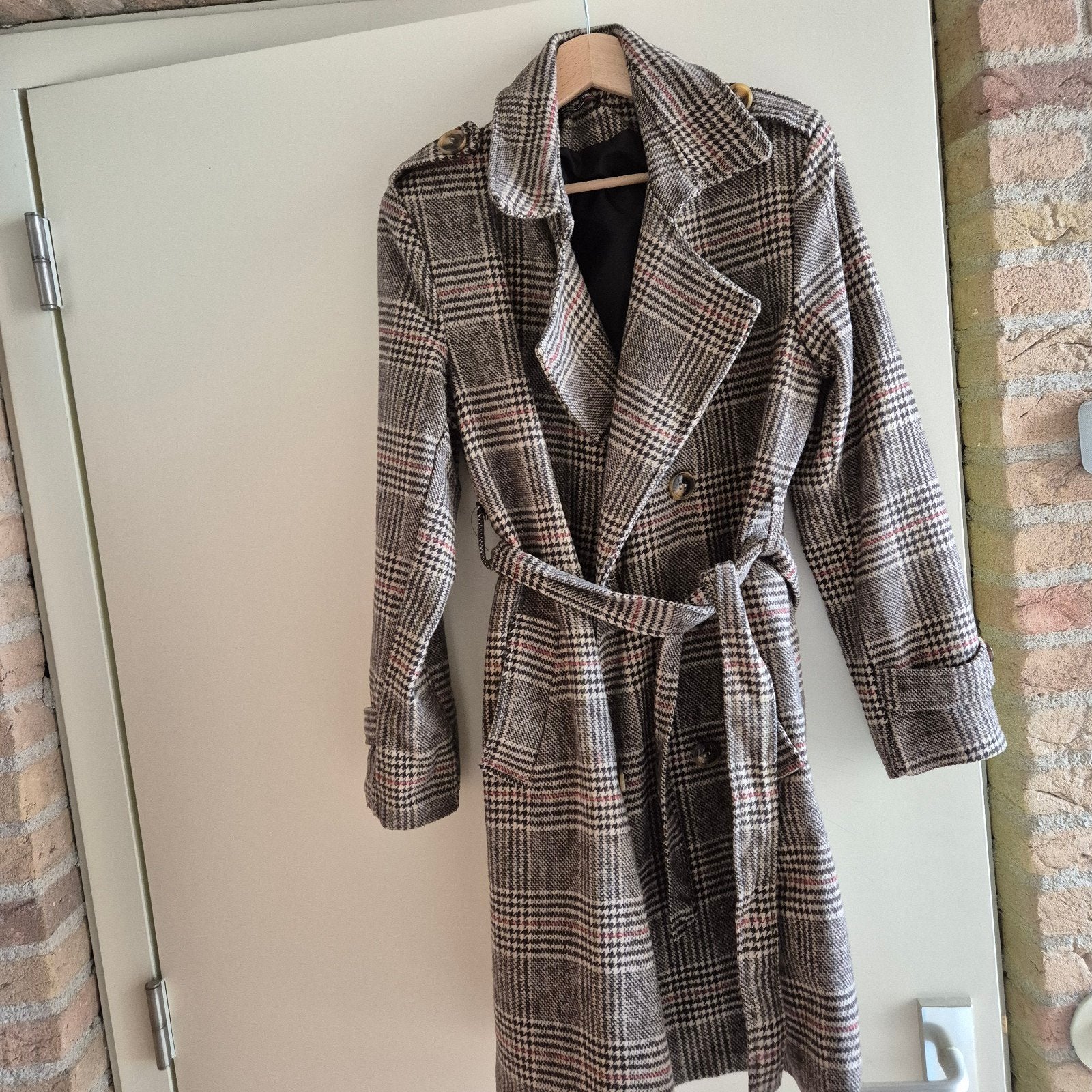 Geruite stoffen trenchcoat met ceintuur dames maat 36, Made in Italy, Bruin, Ophalen of Verzenden, Zo goed als nieuw