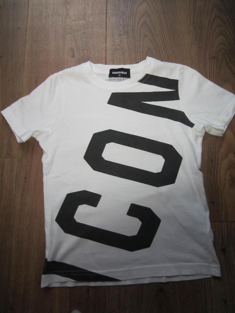 dsquared2 T-shirt 116, Jongen of Meisje, Dsquared2, Ophalen of Verzenden, Zo goed als nieuw