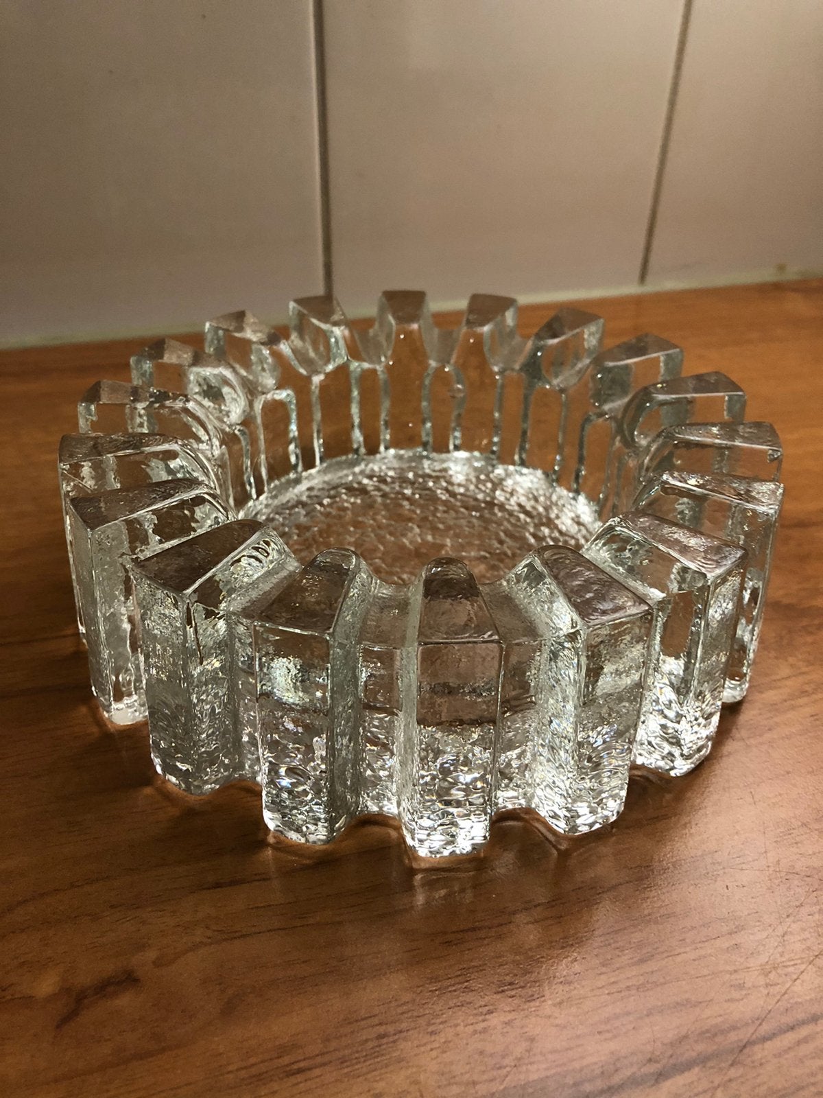 Asbak Pukeberg Glasbruk Sweden"Wheel", Ophalen of Verzenden, Zo goed als nieuw, Asbak