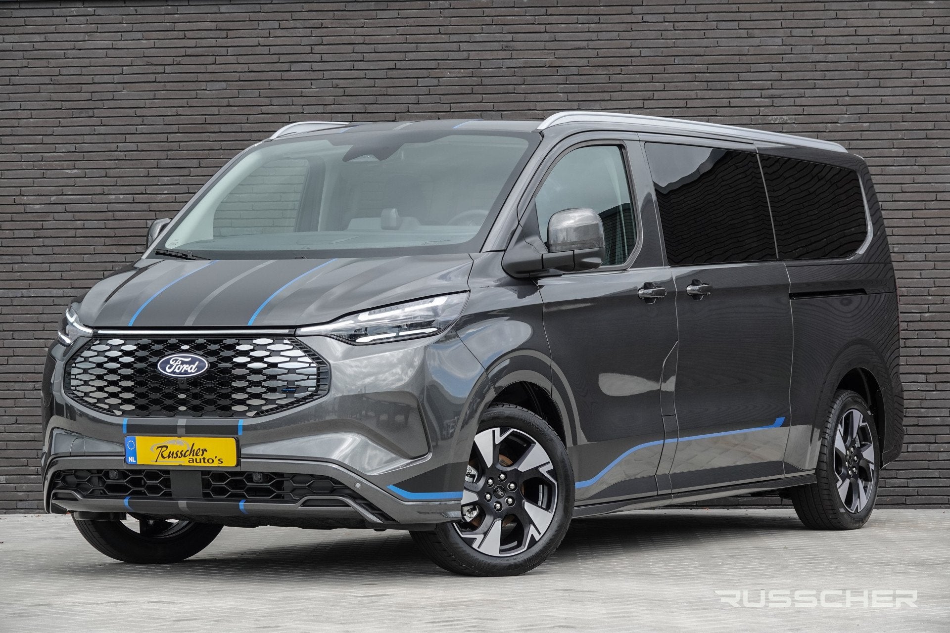 Ford E-Transit Custom L2H1 218Pk Aut. | Tourneo Sport | 8-Pe, Achterwielaandrijving, Gebruikt, Leder en Stof, Origineel Nederlands
