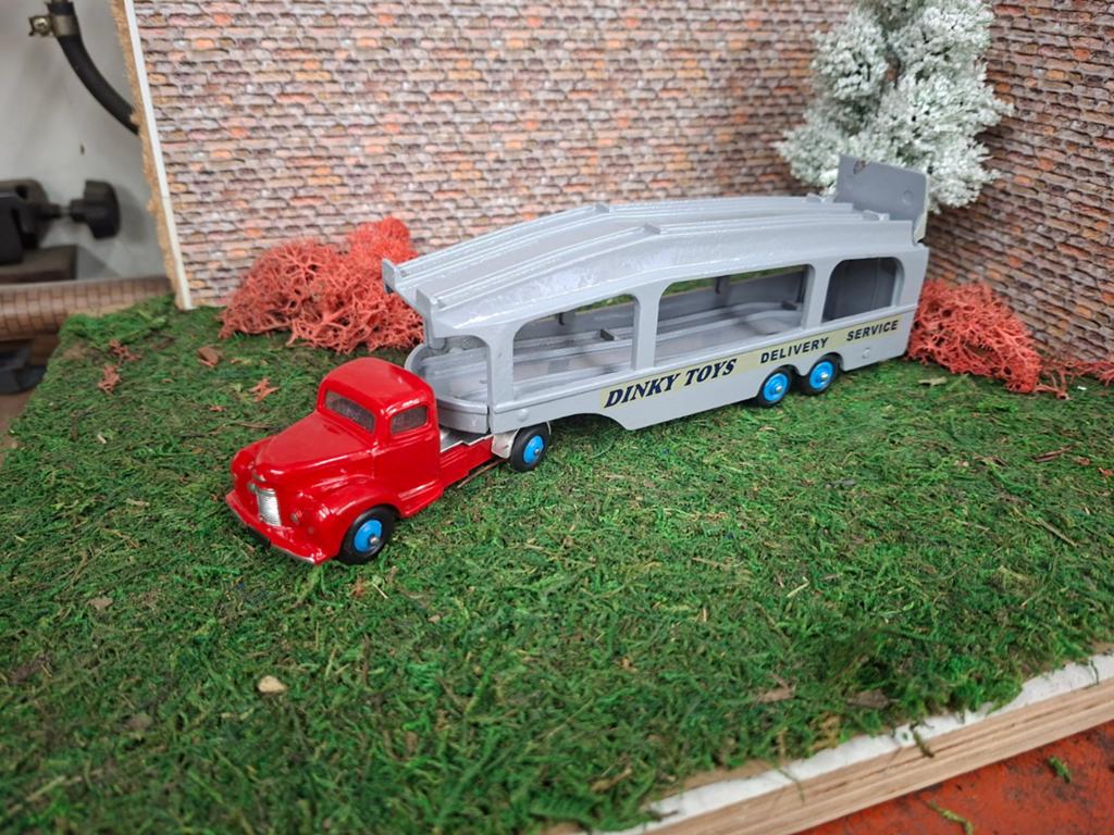 Dinky toys, Hobby en Vrije tijd, Ophalen of Verzenden, Gebruikt, Bus of Vrachtwagen, Dinky Toys