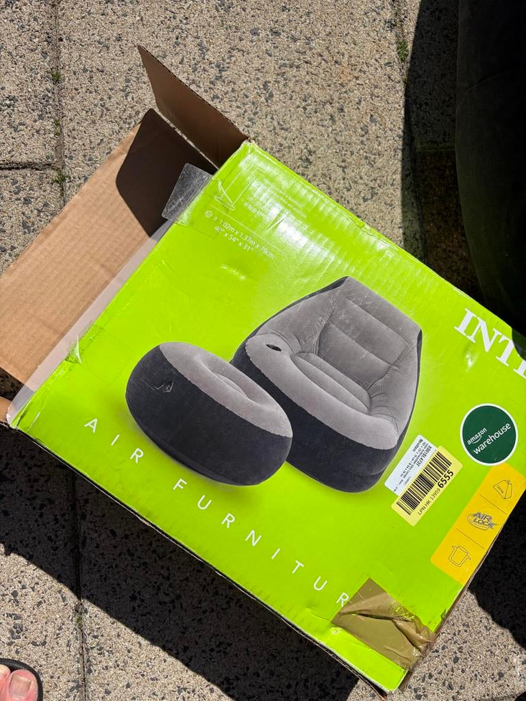 6x Intex Loungestoelen met poefjes - Zo goed als nieuw, Huis en Inrichting, Banken | Voetenbanken en Poefen, Kunststof, Intex