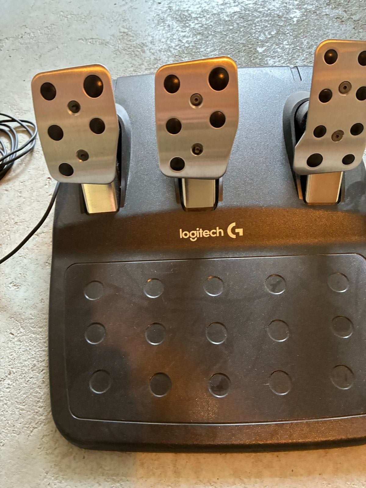 Logitech Stuur en Pedalen Paneel voor PlayStation 4, Spelcomputers en Games, Spelcomputers | Sony PlayStation Consoles | Accessoires