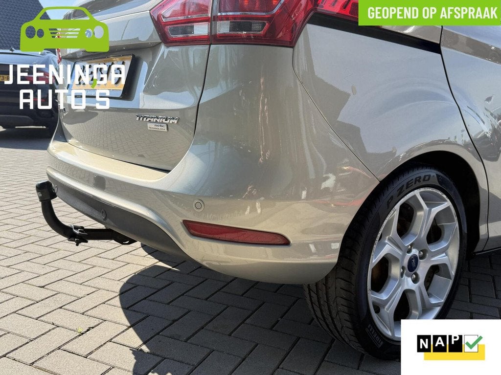 Ford B-Max 1.0 EcoBoost Titanium|PDC|Pano|Trekhaak|NAP, Auto's, Ford, Voorwielaandrijving, Euro 5, Gebruikt, Automatische klimaatregeling