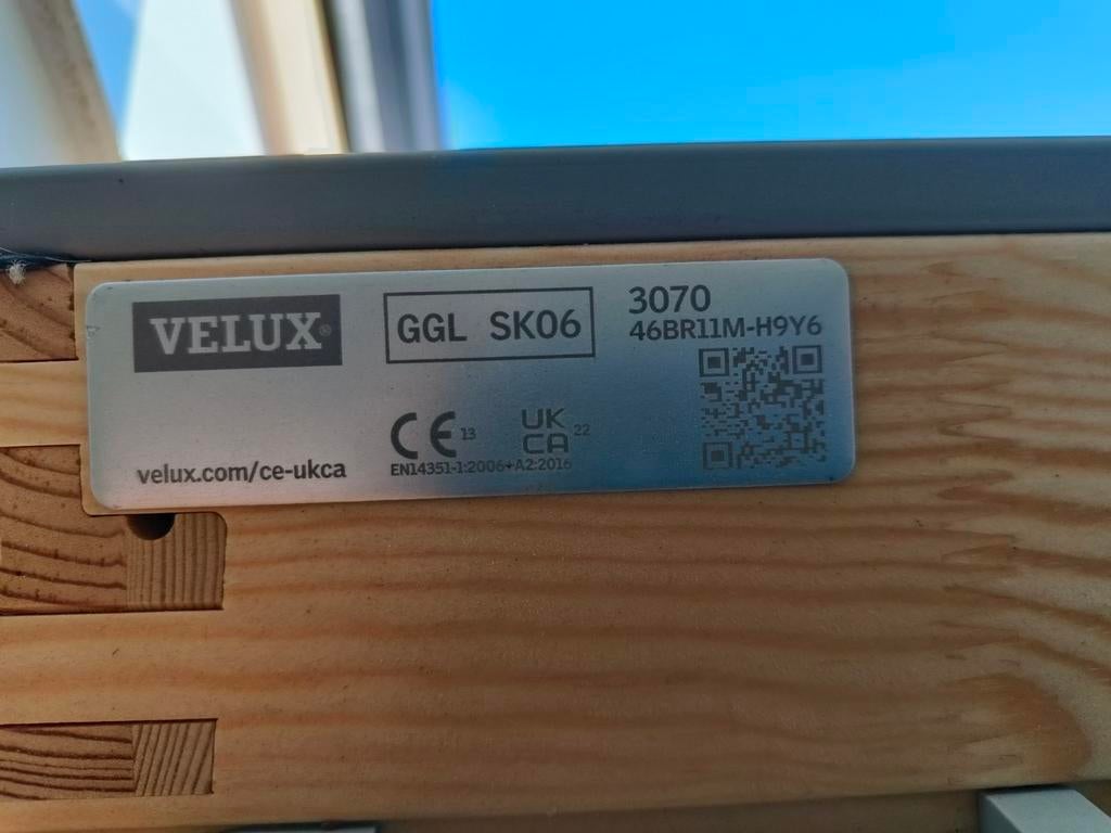 Velux verduisterend rolgordijn voor dakraam SK06, Ophalen of Verzenden