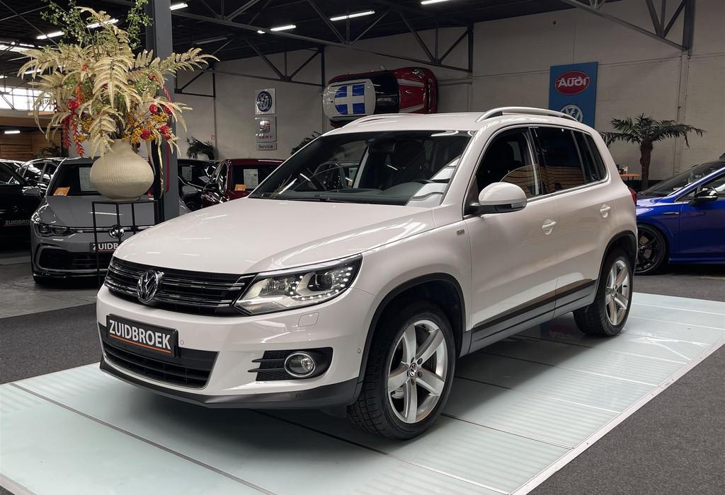 Volkswagen Tiguan 1.4 TSI 122PK Xenon Clima Navi (bj 2013), Auto's, Volkswagen, Gebruikt, 4 cilinders, Origineel Nederlands, Bedrijf