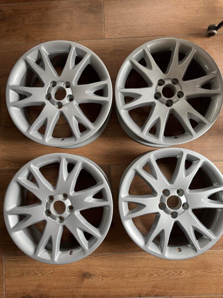 Volvo V70 XC70 XC90 18 inch Atlantis velgen gepoedercoat, Ophalen of Verzenden