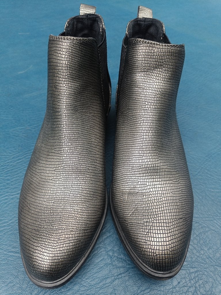Halfhoge laarzen, Kleding | Dames, Lage of Enkellaarzen, Ophalen of Verzenden, Grijs, Onbekend