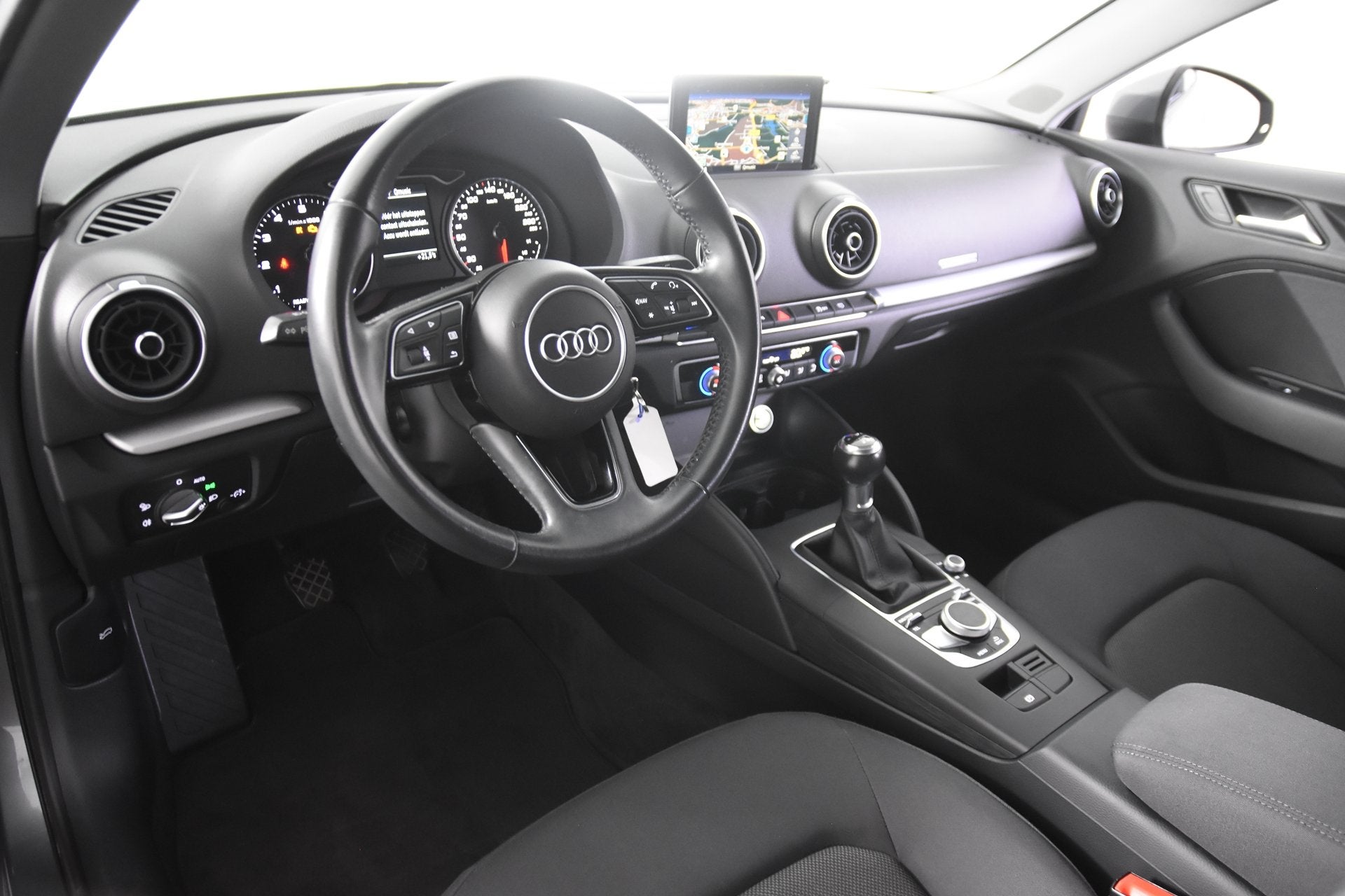Audi A3 Sportback 30 TFSI *1ste Eigenaar*Navigatie*PDC*DAB*, Auto's, Audi, Voorwielaandrijving, Stof, Gebruikt, 1165 kg