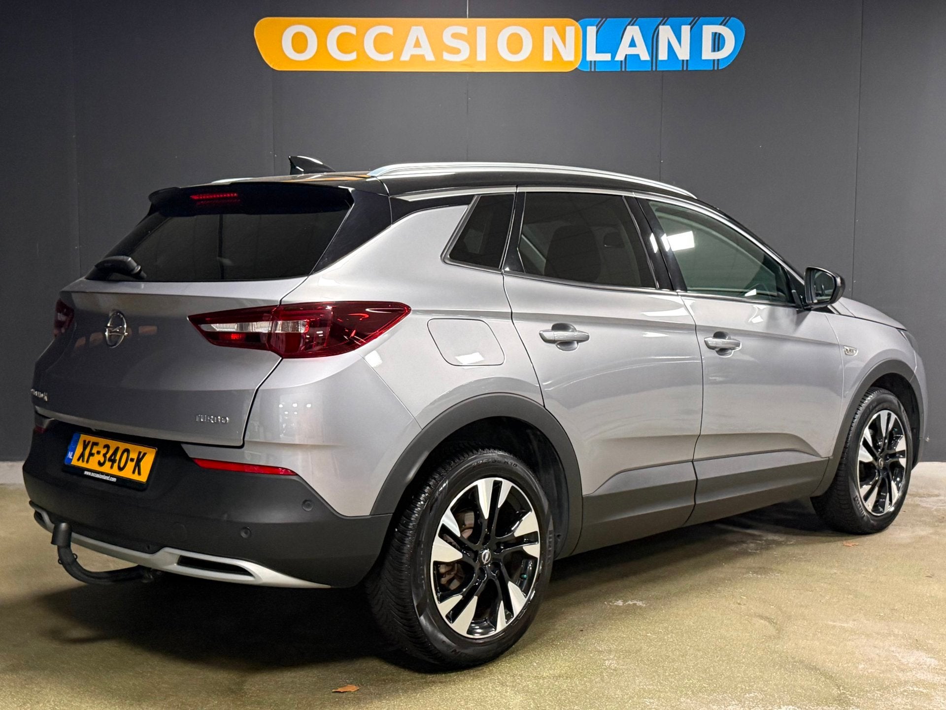 Opel Grandland X 1.2 Turbo Innovation|TREKHAAK|KEYLESS|PDC|C, Gebruikt, Leder, 19 km/l, 3 cilinders