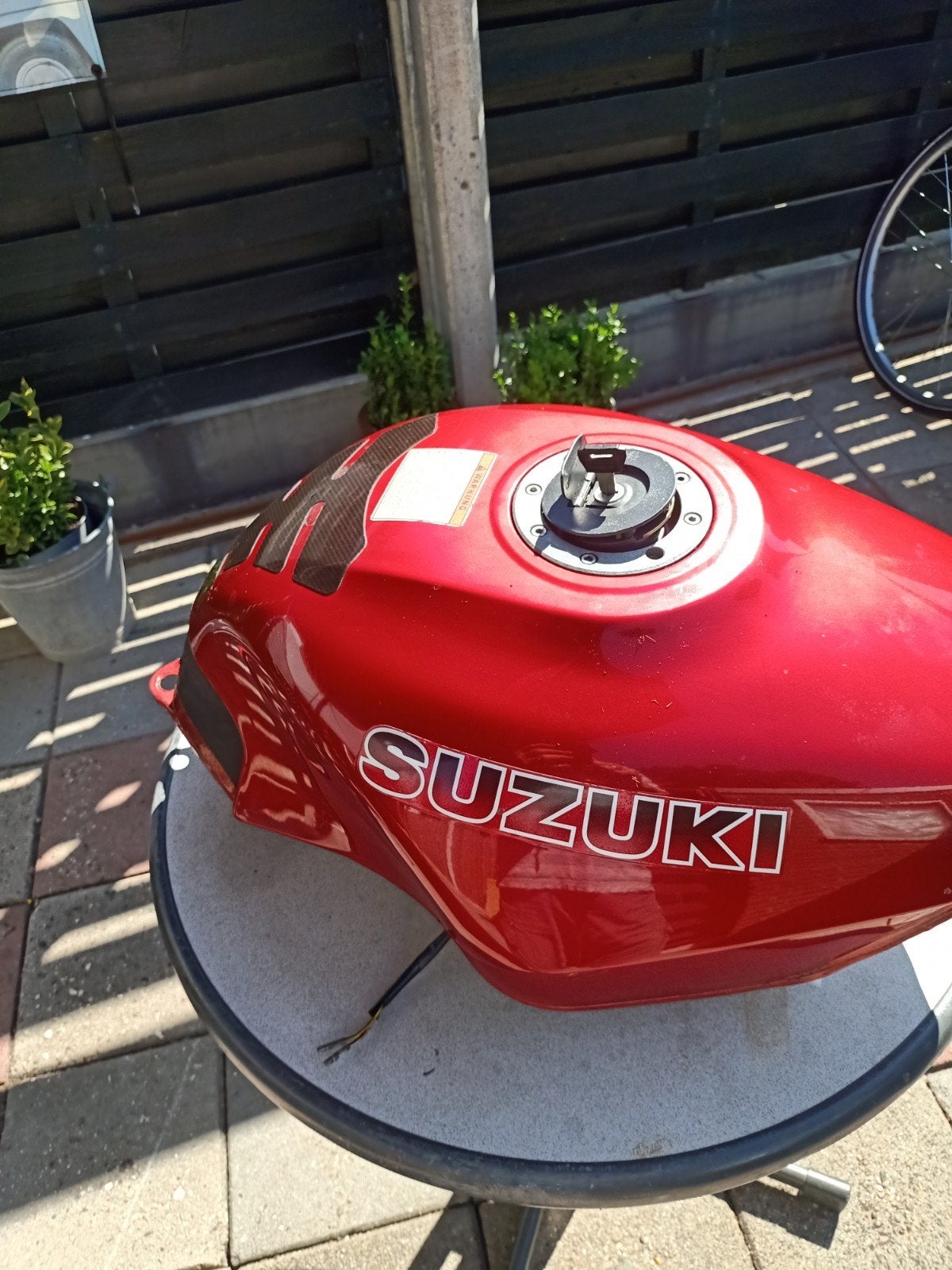Benzinetank Suzuki GSX750F 88-97 - Rood, Motoren, Ophalen of Verzenden, Gebruikt
