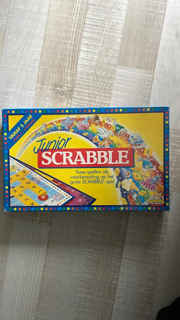 Junior Scrabble - Twee spellen in één, Drie of vier spelers, Ophalen of Verzenden, Gebruikt