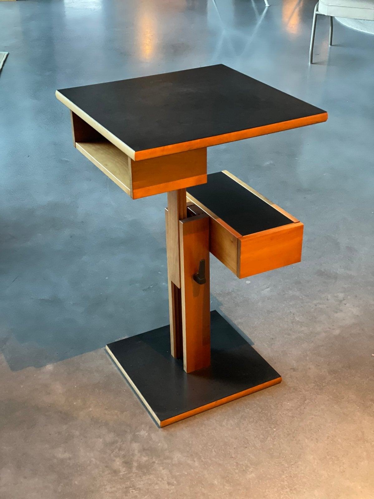Bernard Vuarnesson vintage design bijzettafel, Ophalen, In hoogte verstelbaar, Zo goed als nieuw