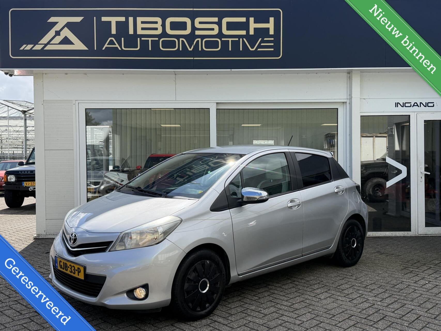 Toyota Yaris 1.0 VVT-i Trend Camera LED Achterl. Bleutooth, Auto's, Euro 5, 527 kg, Gebruikt, Leder en Stof