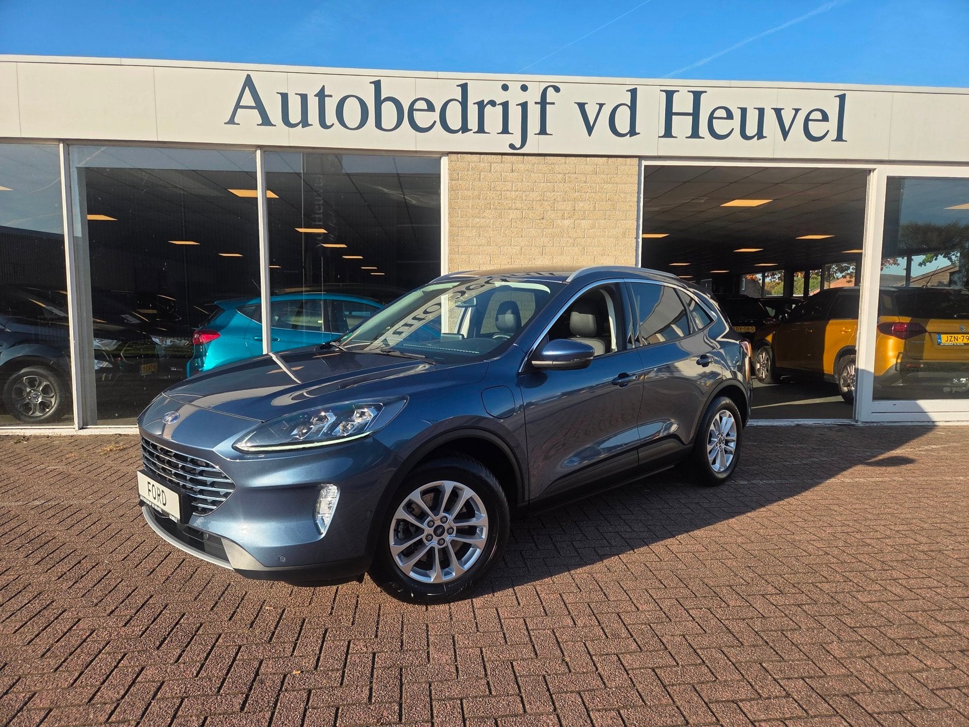Ford Kuga 2.5 PHEV Titanium X *Camera V+A*Adaptieve Cruise*B, Auto's, Automaat, Dealer onderhouden, Gebruikt, Zwart