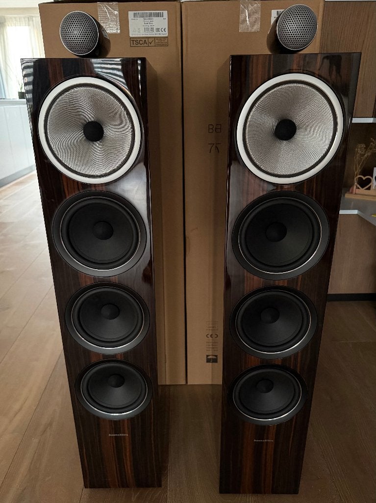 Bowers & Wilkins 702 Signature set in Datuk (nieuwstaat), Audio, Tv en Foto, Luidsprekers, 150 watt of meer, Vloerstaande luidspreker