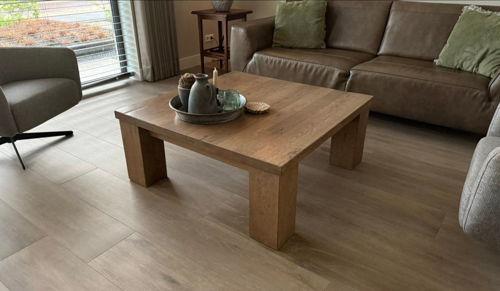 Massief Eiken Salontafel - Robuust en Stijlvol, Ophalen, 50 tot 100 cm, Zo goed als nieuw, 5 – 50