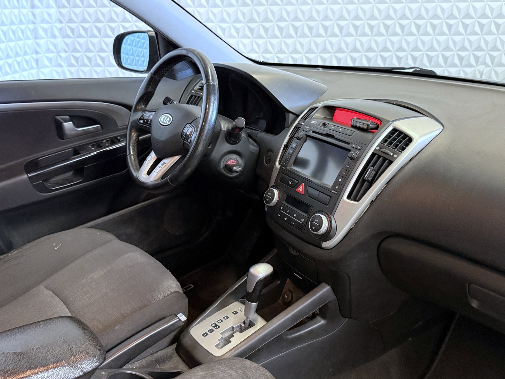Kia Cee'd Sporty Wagon 1.6 CVVT X-ecutive / AUTOMAAT (2011), Auto's, Euro 5, Gebruikt, 1591 cc, Origineel Nederlands