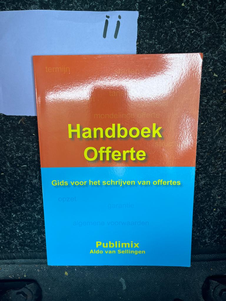 Handboek Offerte: Gids voor het schrijven van offertes, Boeken, Ophalen of Verzenden, Gamma, Zo goed als nieuw, MBO