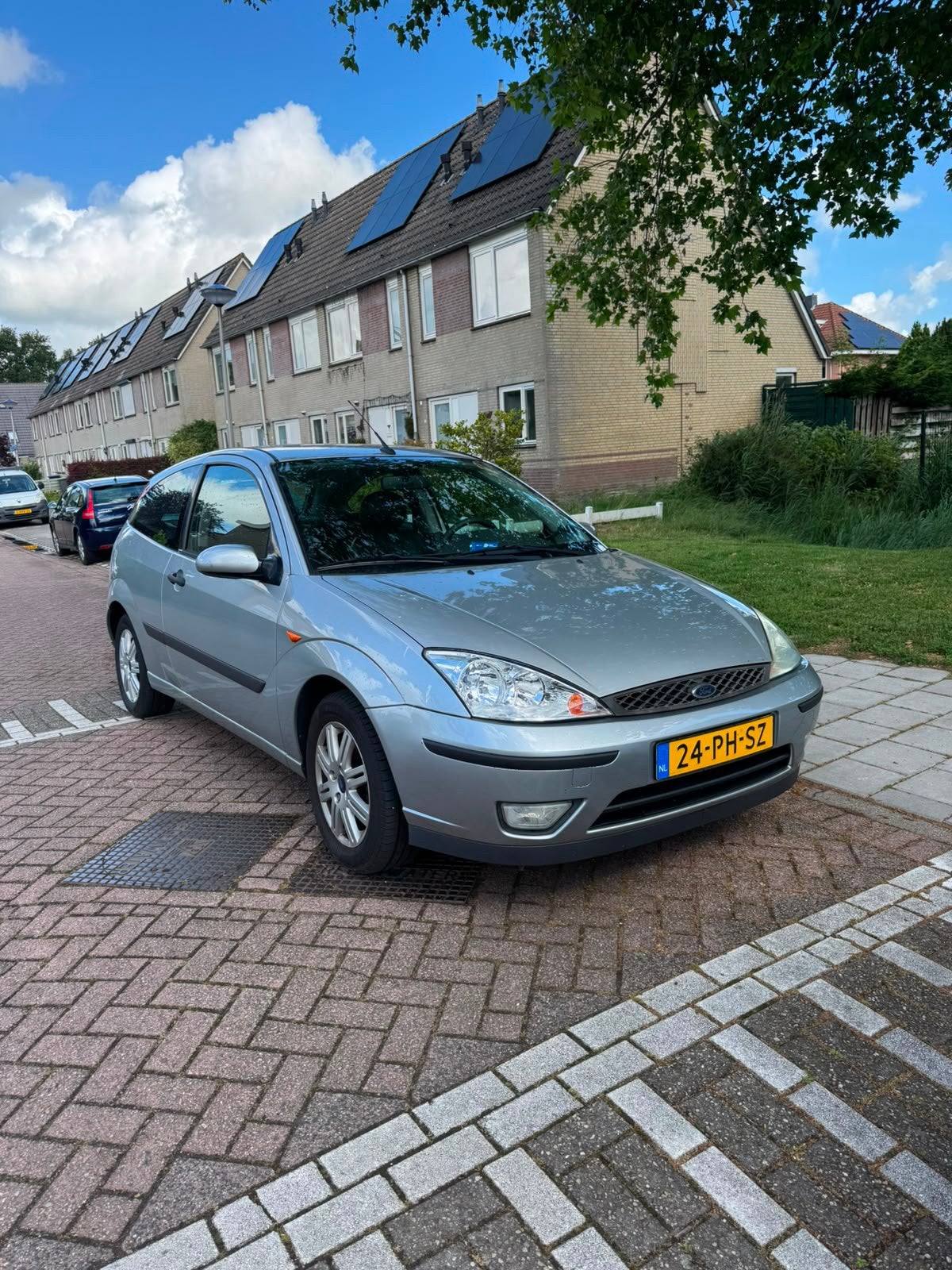 Ford Focus 1.6 2004 nieuwe APK, Auto's, Ford, 1596 cc, 15 km/l, 565 kg, Zwart