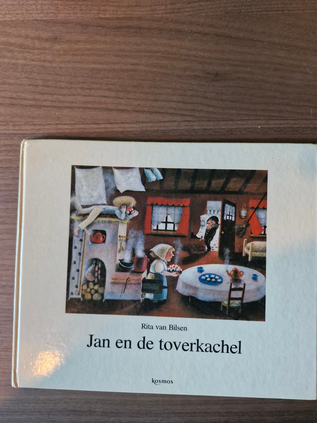 Jan en de toverkachel - Rita van Bilsen, Gelezen, Jongen of Meisje, Ophalen of Verzenden, Voorleesboek