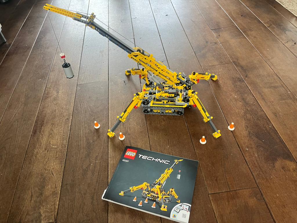 Lego Technic - 42097 compacte rupsband kraan, Ophalen of Verzenden, Zo goed als nieuw