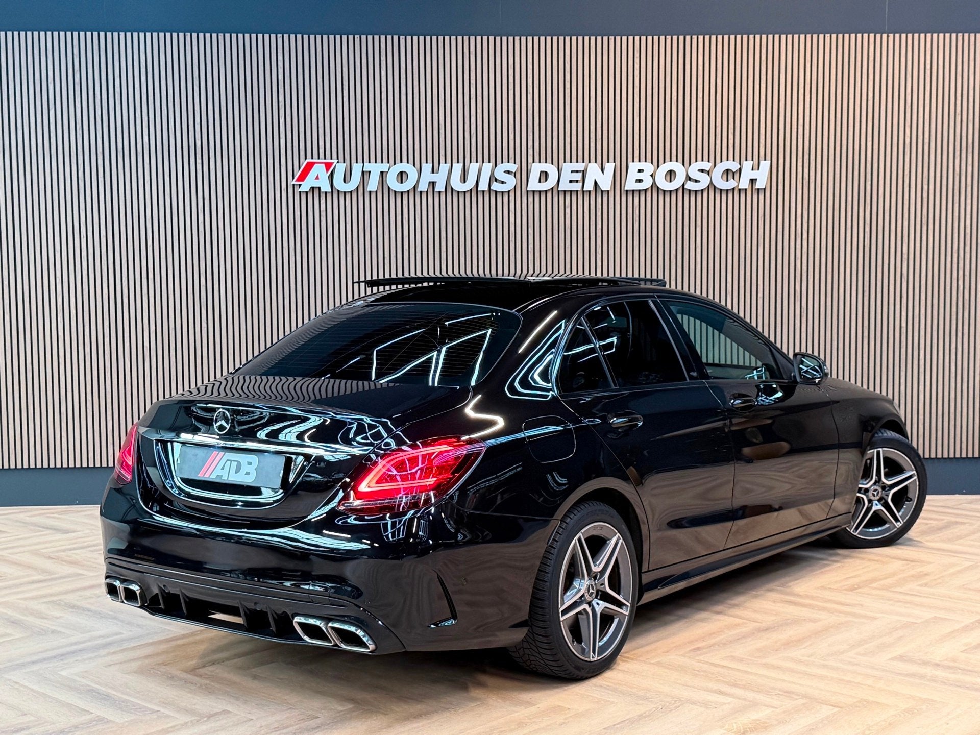 Mercedes-Benz C-klasse 180 Business Solution AMG, Auto's, Automaat, Euro 6, Zwart, Origineel Nederlands