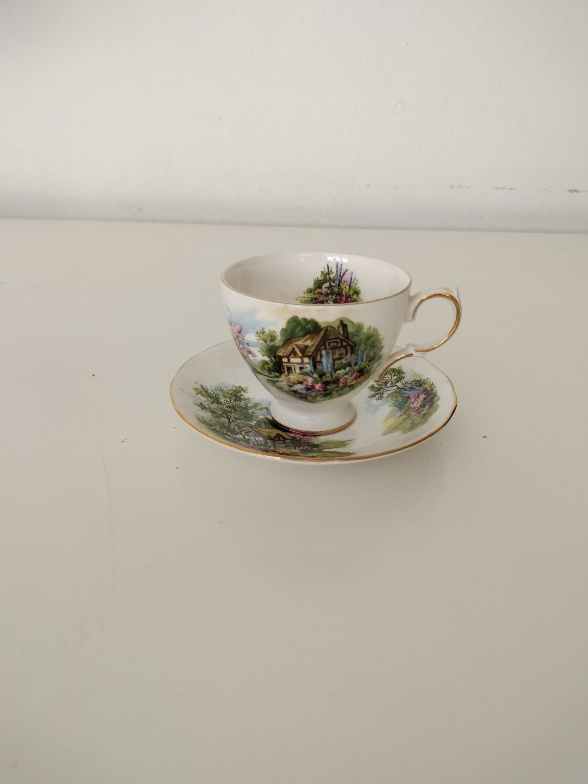 Vintage Royal Vale en Royal Albert theekopjes met schotels, Antiek en Kunst, Ophalen of Verzenden