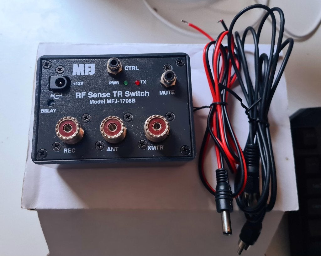MFJ-1708B SDR Antenna switch, Ophalen, Zo goed als nieuw, Ontvanger